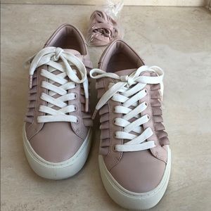 Tory Burch pink leather shoes size 5M